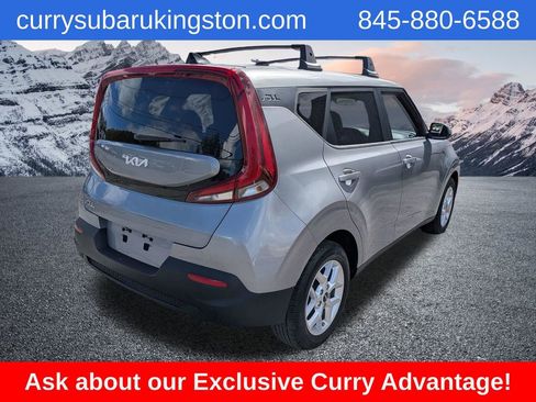 Used 2022 Kia Soul LX w/ Technology Package FWD image 3