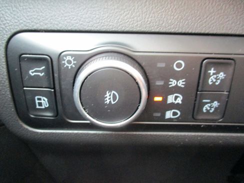 Certified 2023 Ford Escape SE image 11