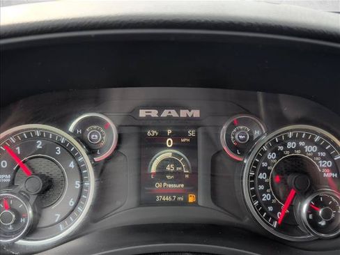 Used 2024 RAM 2500 Big Horn AWD/4WD image 12