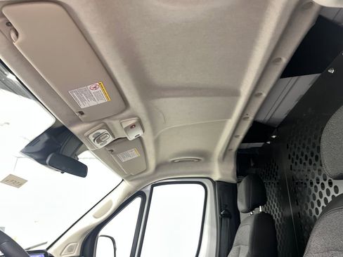 Used 2025 RAM ProMaster 2500 w/ U-Haul Equipment Group FWD image 26