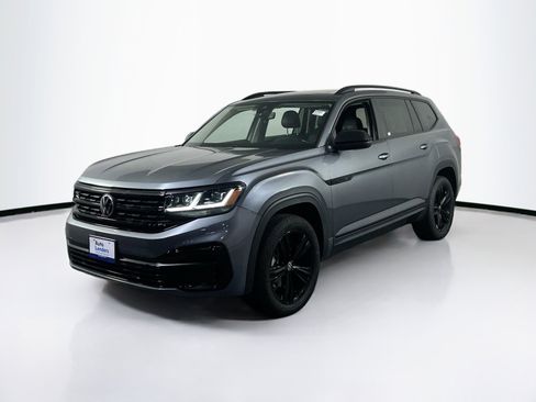 Used 2022 Volkswagen Atlas SEL R-Line image 1