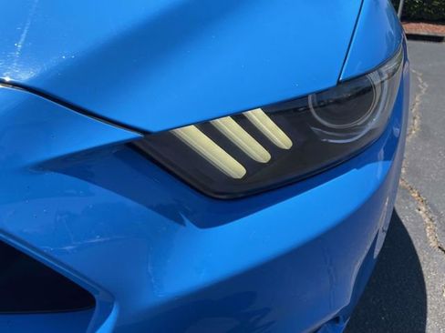 Certified 2017 Ford Mustang Coupe RWD image 33