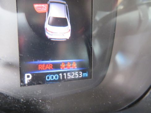 Used 2020 Toyota Corolla SE image 26