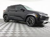 Used 2023 Chevrolet TrailBlazer LT image 3