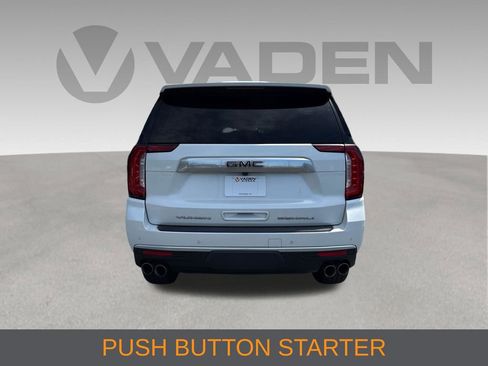 Used 2023 GMC Yukon Denali RWD image 4