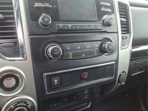 Used 2018 Nissan Titan Platinum Reserve image 16