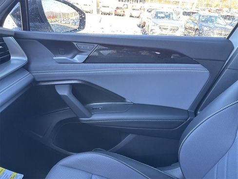 New 2026 Volkswagen Tiguan SE R-Line image 24