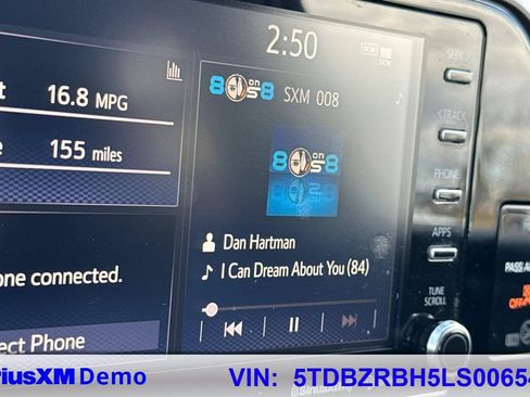 Used 2020 Toyota Highlander LE image 34