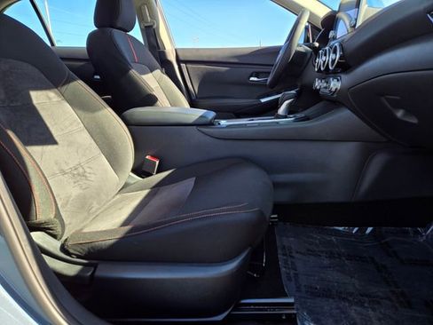 Used 2025 Nissan Sentra SR image 15