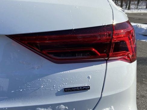 Certified 2025 Audi Q3 2.0T Premium w/ Convenience Package image 31