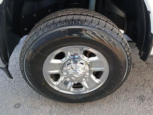 Used 2024 RAM 2500 Tradesman w/ Chrome Appearance Group image 55