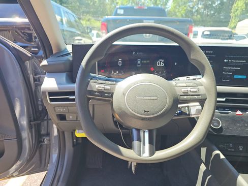Used 2024 Hyundai Sonata SEL FWD image 13