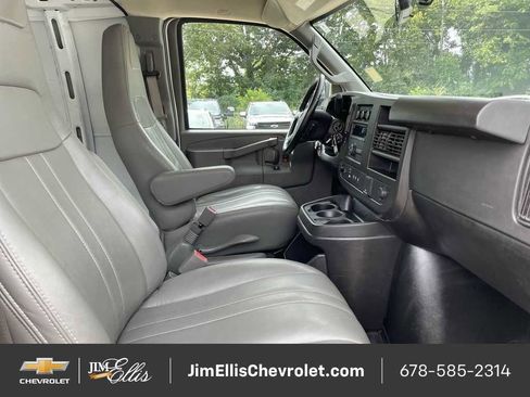 Certified 2024 Chevrolet Express 2500 Extended image 39