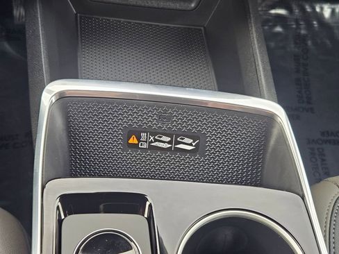 New 2026 Chevrolet Equinox LT w/ Convenience Package II FWD image 26