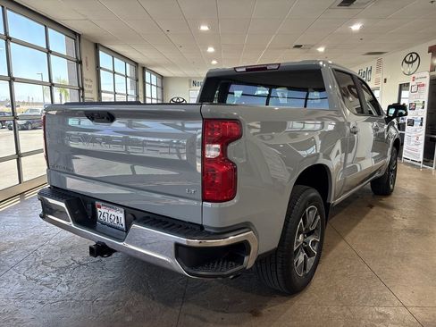 Used 2024 Chevrolet Silverado 1500 LT w/ Protection Package RWD image 2