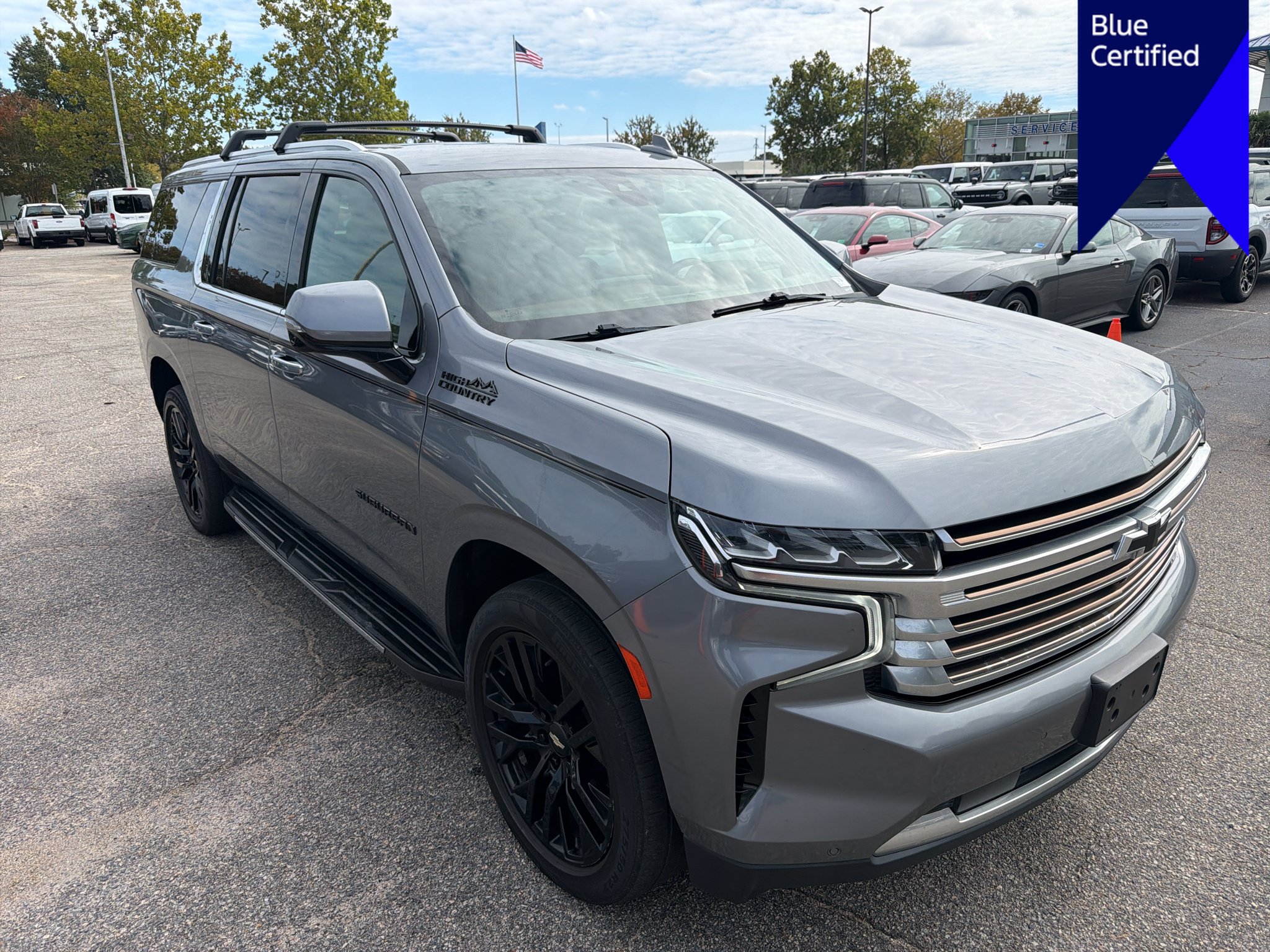 Used 2021 Chevrolet Suburban High Country AWD/4WD image 3