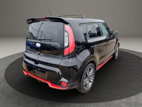 Used 2015 Kia Soul + image 7