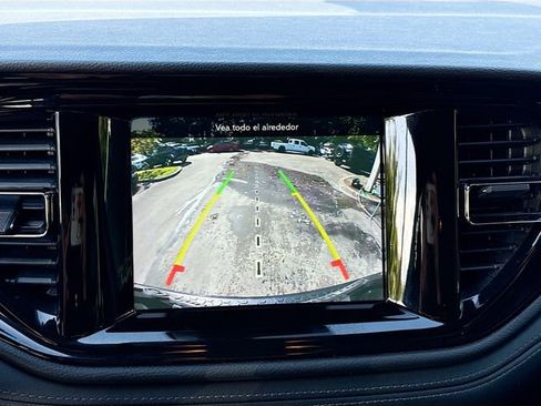 Used 2022 Dodge Durango GT image 13