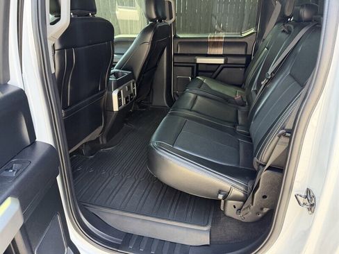 Used 2019 Ford F150 Lariat image 26