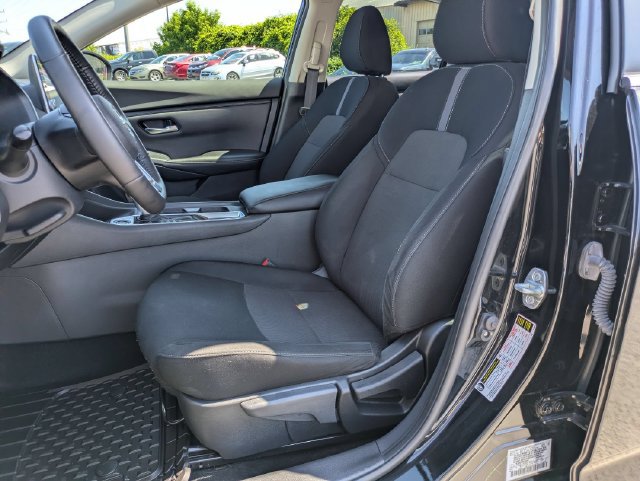 Used 2023 Nissan Sentra SV w/ All-Weather Package FWD image 7