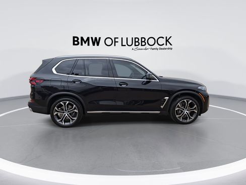 Certified 2025 BMW X5 sDrive40i w/ Premium Package RWD image 9