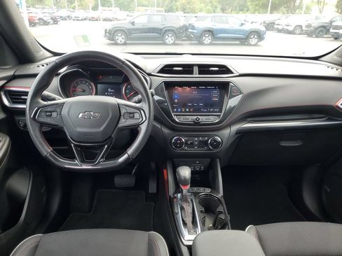 Used 2021 Chevrolet TrailBlazer RS w/ Technology Package AWD/4WD image 24