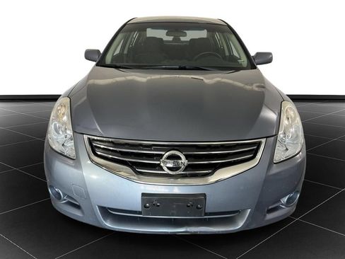 Used 2010 Nissan Altima 2.5 S FWD image 8