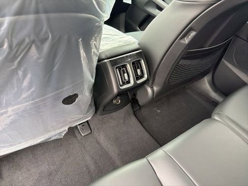 New 2026 Kia Sorento S AWD/4WD image 9