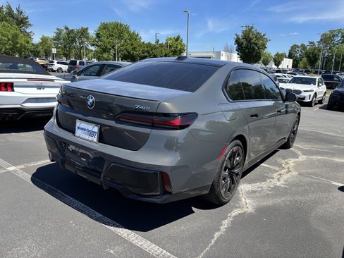 Certified 2023 BMW 740i RWD image 20