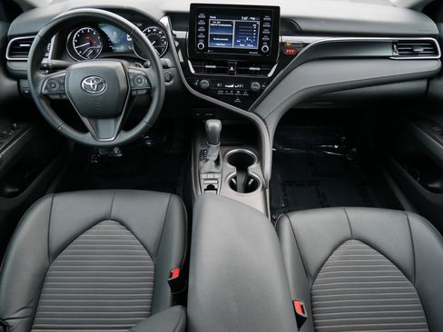 Certified 2024 Toyota Camry SE w/ Convenience Package image 10