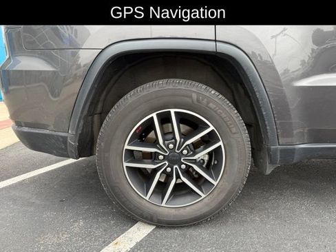 Used 2021 Jeep Grand Cherokee Trailhawk w/ Premium Lighting Group AWD/4WD image 9
