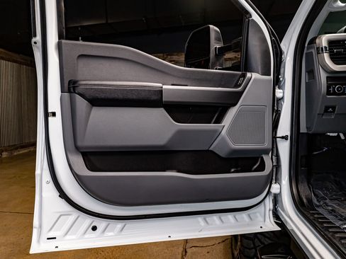 Used 2025 Ford F350 XLT w/ FX4 Off-Road Package image 30