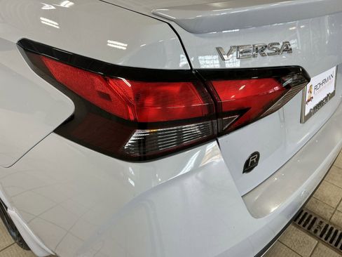 New 2025 Nissan Versa SR w/ Trunk Package image 35