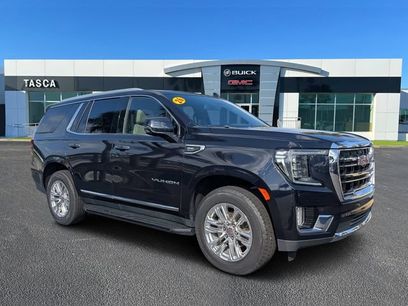 Used 2023 GMC Yukon SLT w/ SLT Premium Package