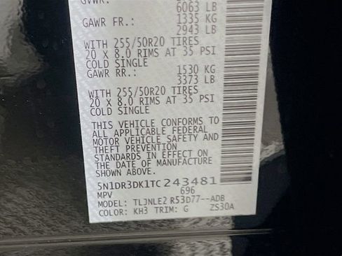 New 2026 Nissan Pathfinder Platinum image 21