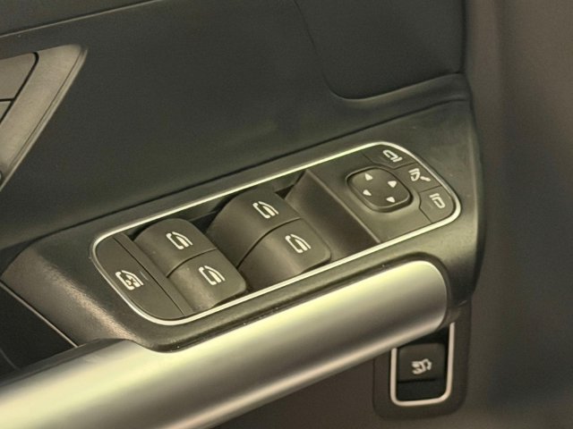 Certified 2024 Mercedes-Benz GLA 250 4MATIC image 16