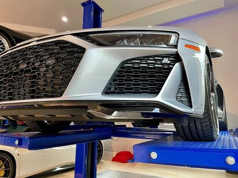 Used 2022 Audi R8 V10 performance image 39