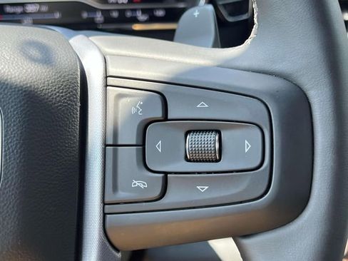 Used 2025 GMC Sierra 1500 Elevation image 25