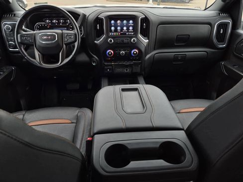 Used 2022 GMC Sierra 2500 AT4 w/ AT4 Preferred Package image 18