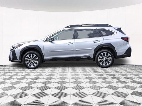 Used 2024 Subaru Outback Limited AWD/4WD image 17