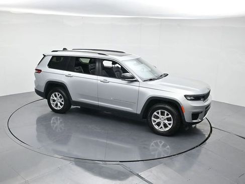 Used 2021 Jeep Grand Cherokee L Limited image 39