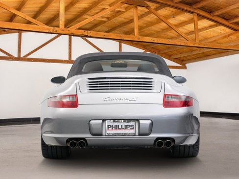 Used 2005 Porsche 911 Carrera S image 5