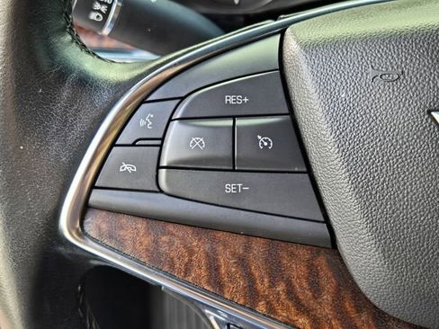 Used 2020 Cadillac XT5 Premium Luxury FWD image 26
