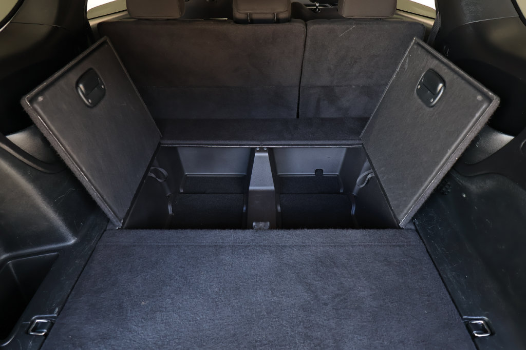 Used 2023 Dodge Durango SXT RWD image 15