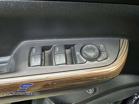 Used 2019 GMC Acadia SLE w/ Driver Alert Package I image 16