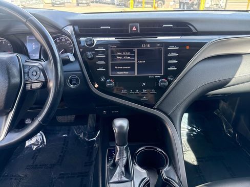 Used 2019 Toyota Camry SE w/ Audio Package image 17