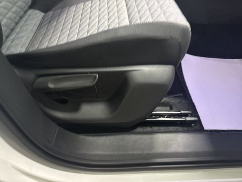 New 2026 Volkswagen Tiguan S image 34