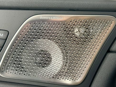 New 2026 Volvo XC60 B5 Ultra w/ Climate Package PRO image 19