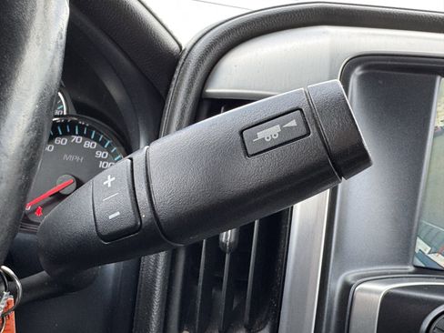 Used 2018 GMC Sierra 1500 SLT w/ SLT Premium Package image 31