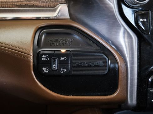 Used 2019 RAM 2500 Limited AWD/4WD image 51